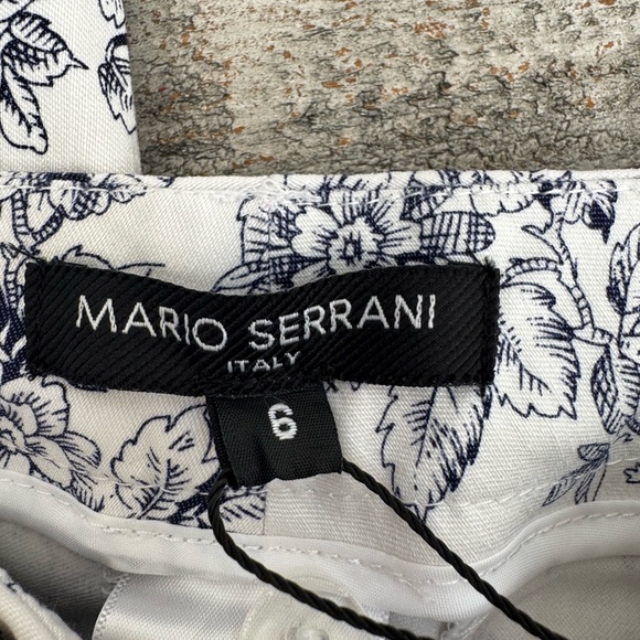 Mario Serrani Women’s White and Blue Patterned Women's Ankle Jeans - Picture 9 of 12